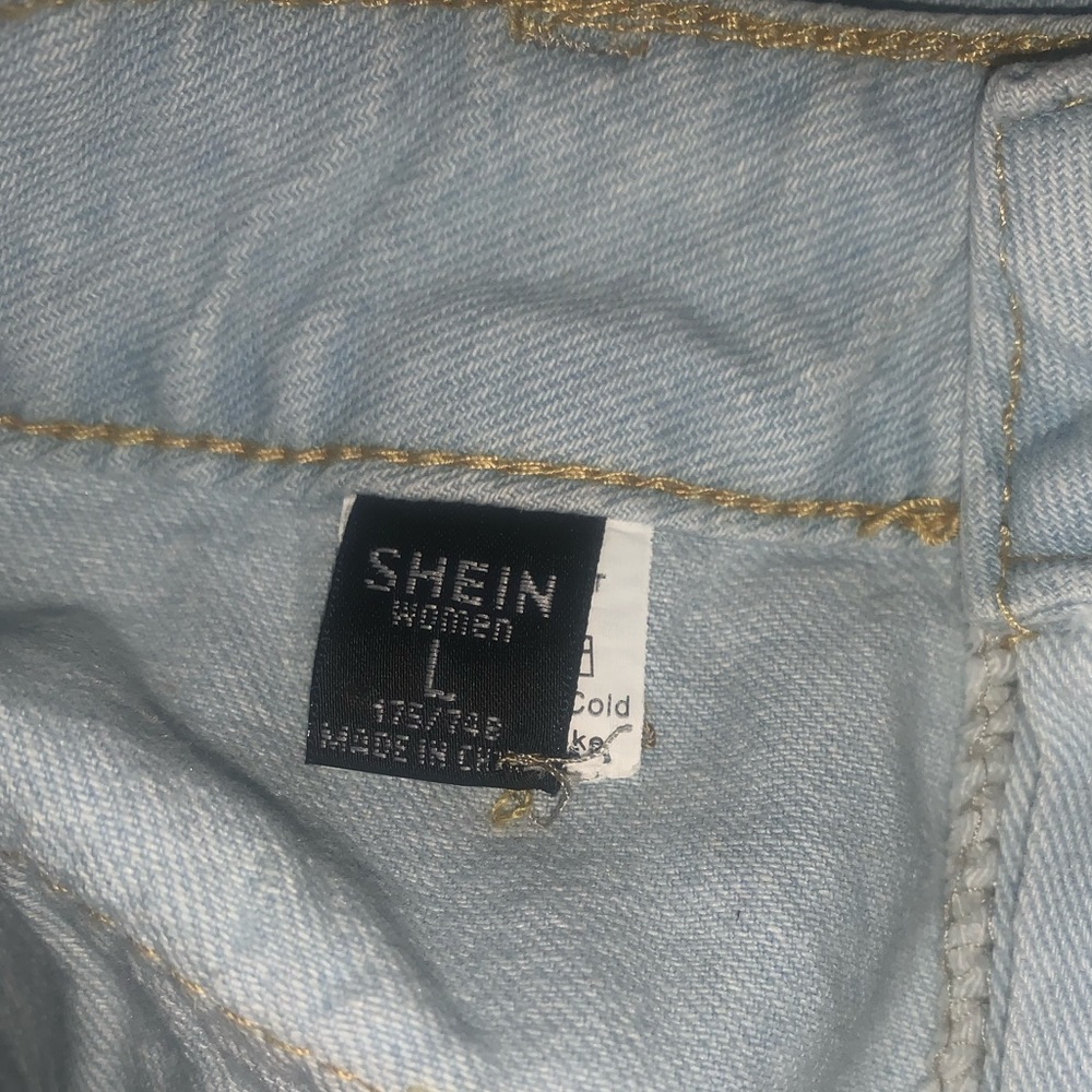 Brand New High-Waisted Light Denim Shorts - Shein - Picture 7 of 7